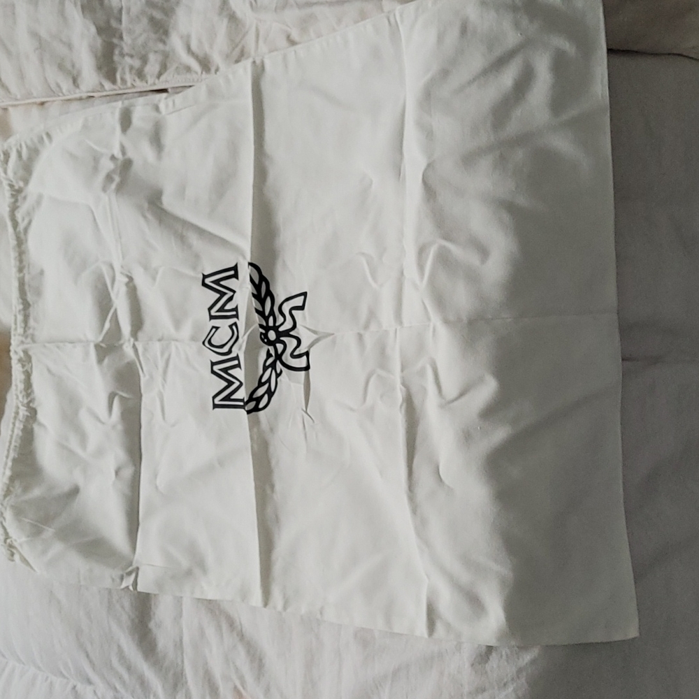MCM Lg Dust Bag